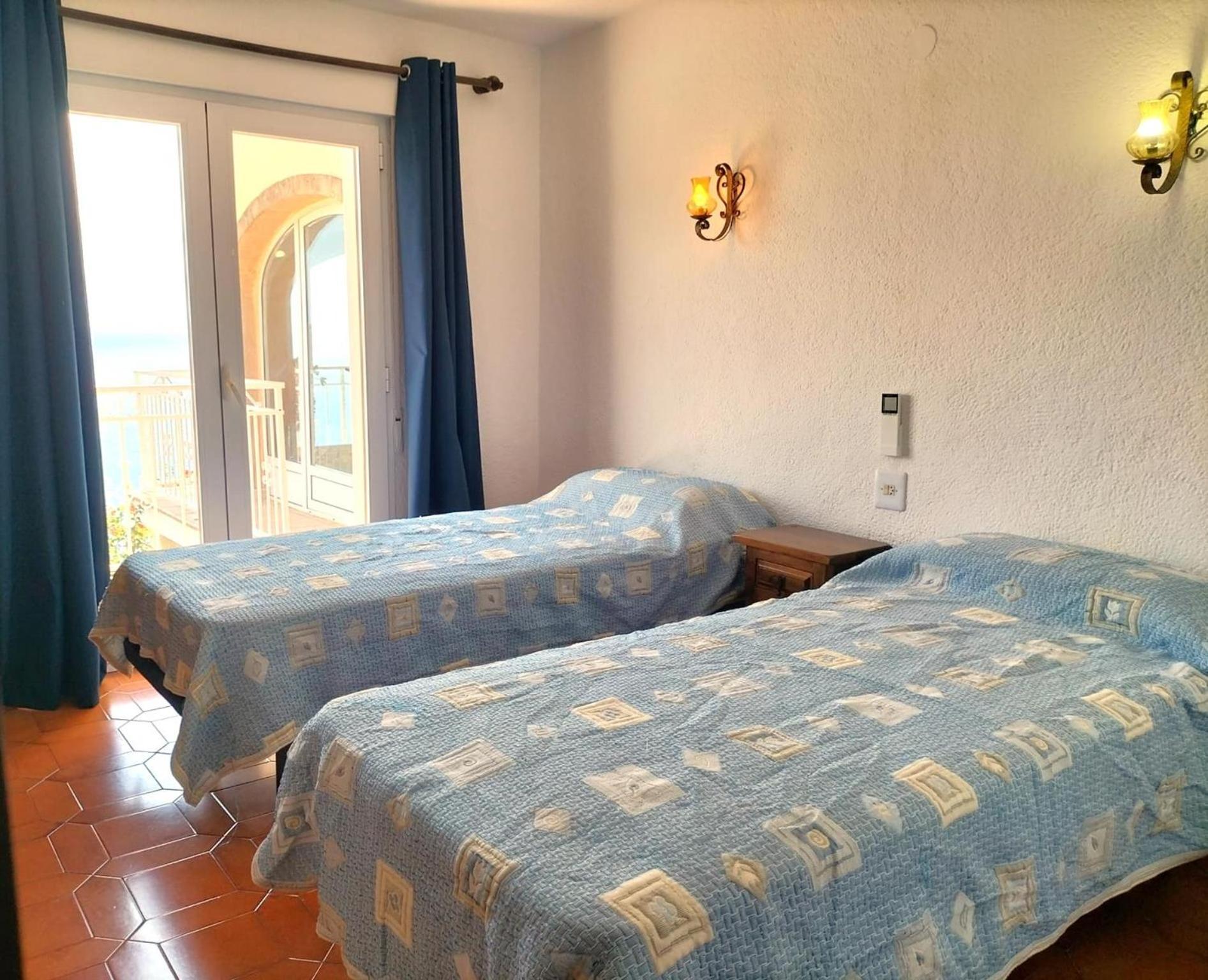 Holiday Home Maria Хавеа Экстерьер фото